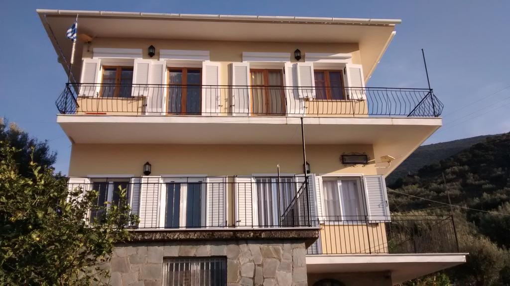 Appartamento Olympia House Vathy  Esterno foto