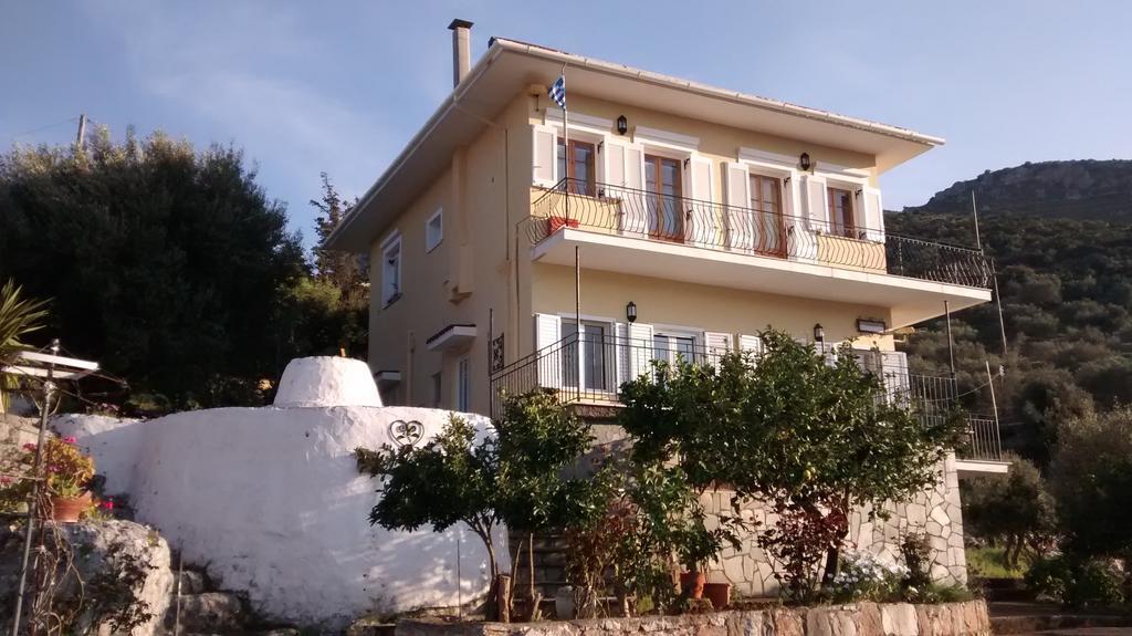 Appartamento Olympia House Vathy  Esterno foto