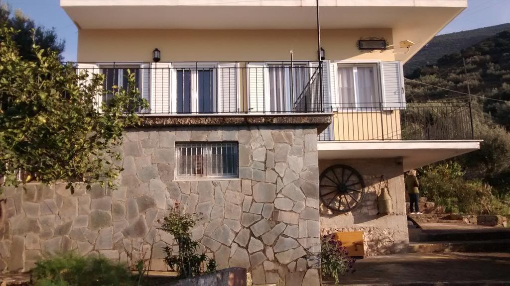 Appartamento Olympia House Vathy  Esterno foto