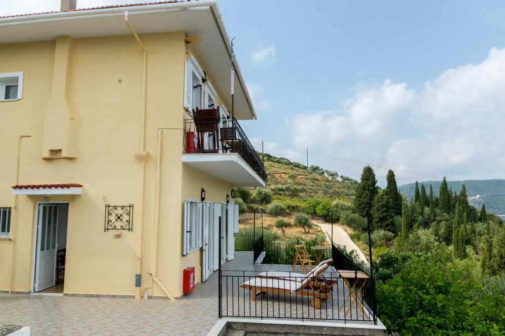 Appartamento Olympia House Vathy  Esterno foto