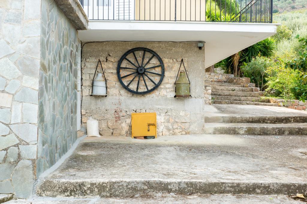 Appartamento Olympia House Vathy  Esterno foto